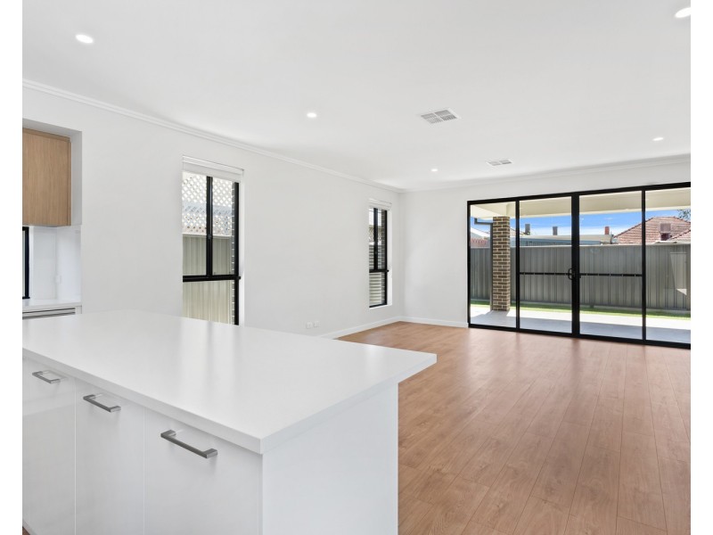 14 Princess Street, Pennington SA 5013