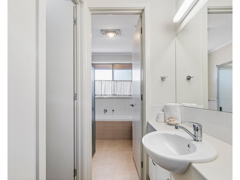 58 Bucknall Road, Glanville SA 5015