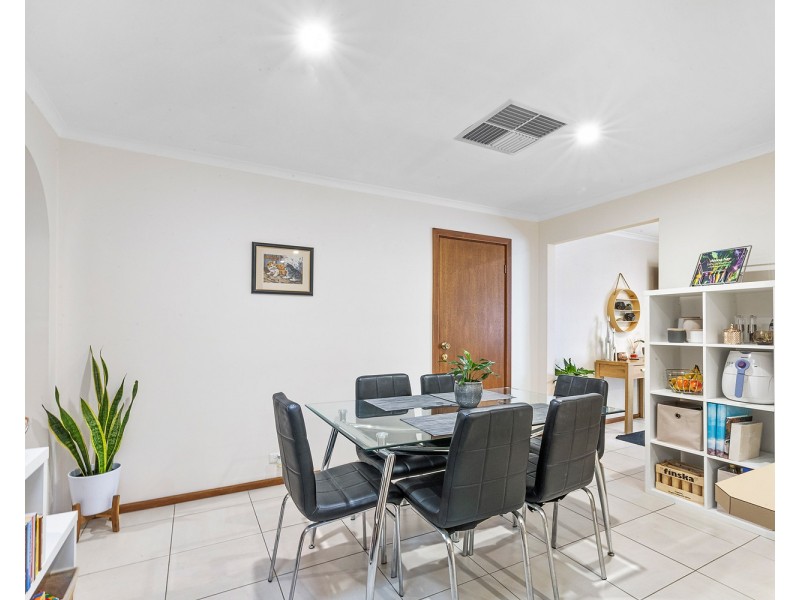 1/73 Wills Street, Largs Bay SA 5016