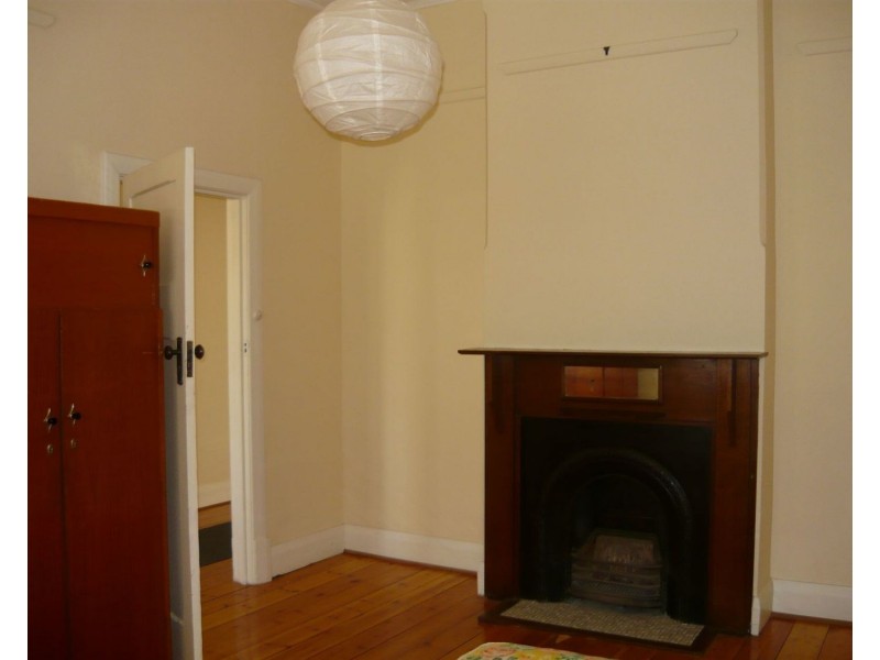 8 Fourth Avenue, Cheltenham SA 5014