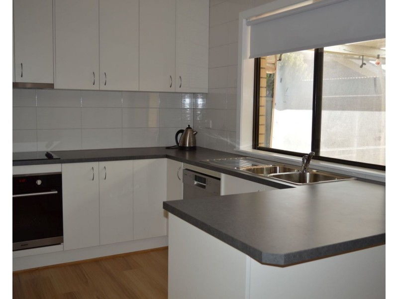 1/2 Aurelia Drive, North Haven SA 5018