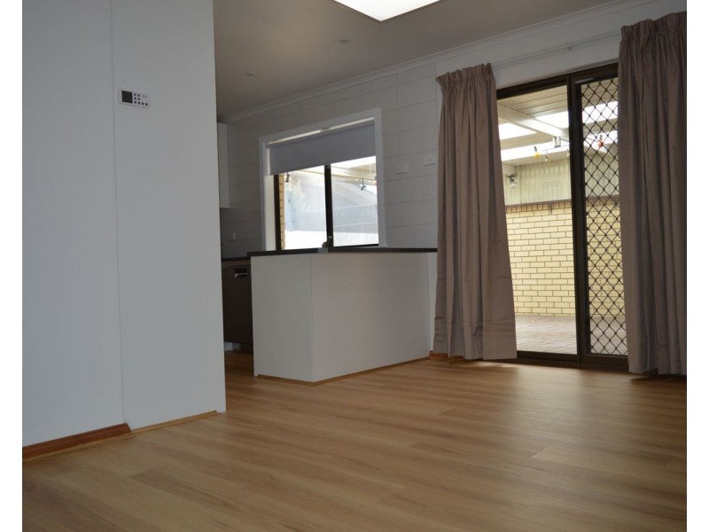 1/2 Aurelia Drive, North Haven SA 5018