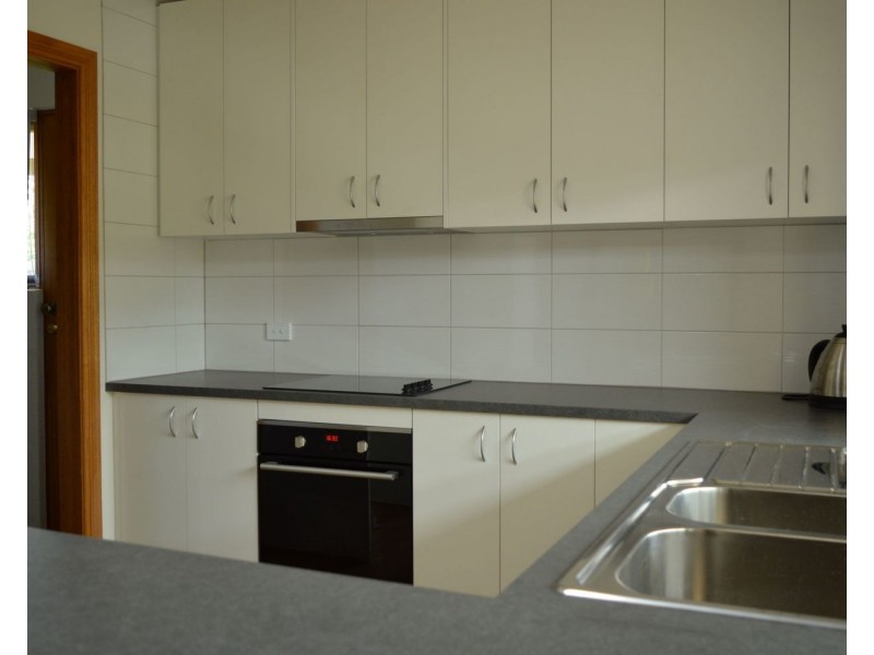 1/2 Aurelia Drive, North Haven SA 5018