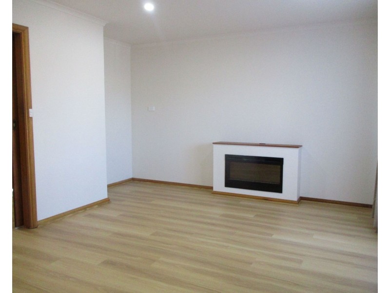 1/2 Aurelia Drive, North Haven SA 5018