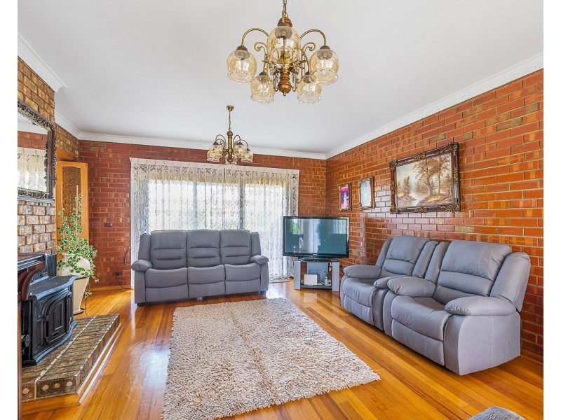 13 Sir Ross Smith Avenue, North Haven SA 5018