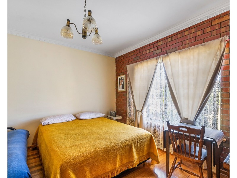 13 Sir Ross Smith Avenue, North Haven SA 5018