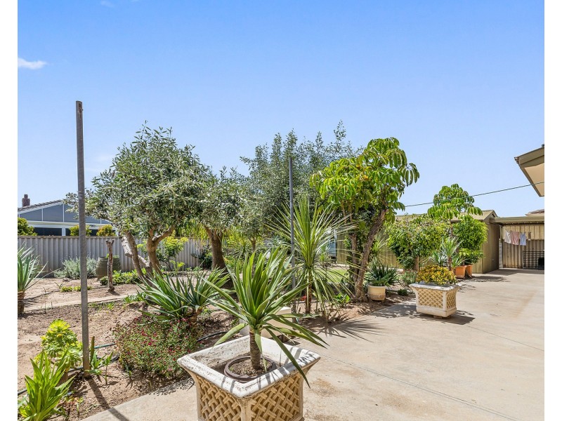 13 Sir Ross Smith Avenue, North Haven SA 5018