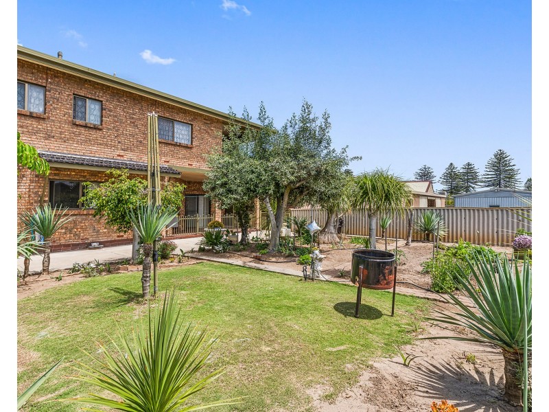 13 Sir Ross Smith Avenue, North Haven SA 5018