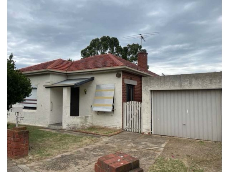 5 Vee Drive, Woodville North SA 5012