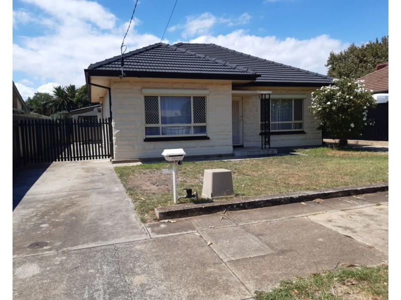 102 New Street, Queenstown SA 5014