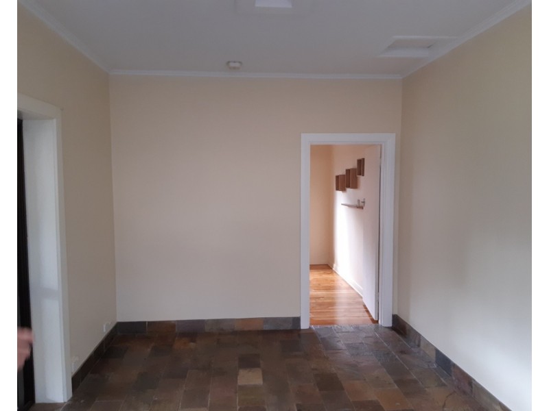 102 New Street, Queenstown SA 5014