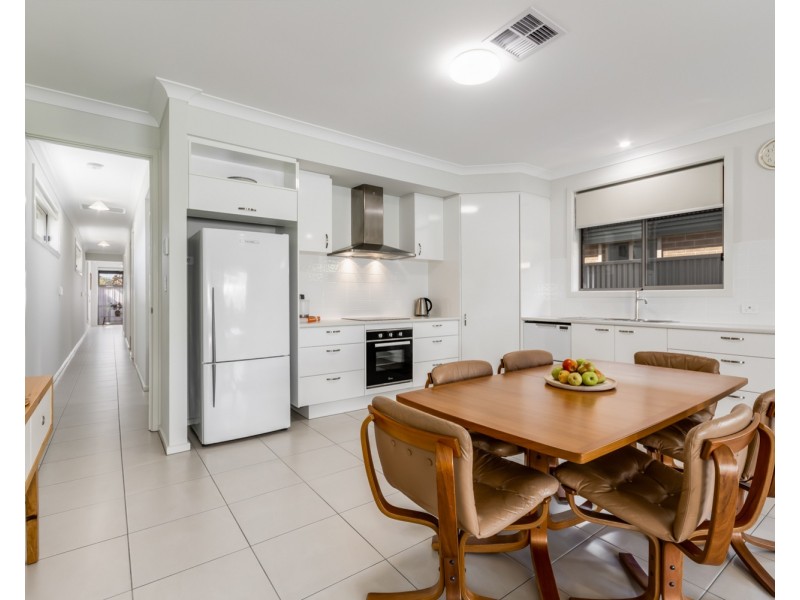 56 Bucknall Road, Glanville SA 5015