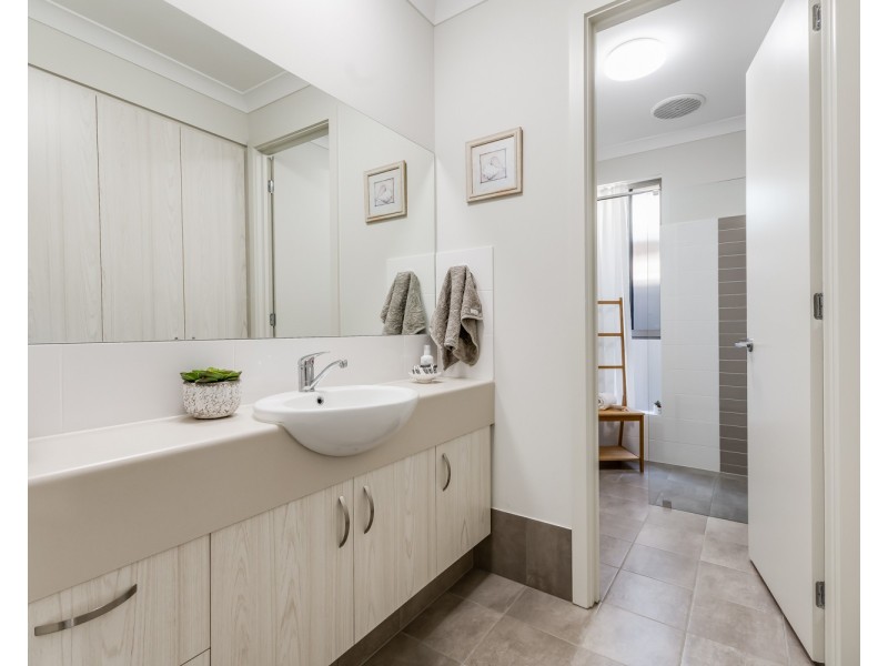 56 Bucknall Road, Glanville SA 5015