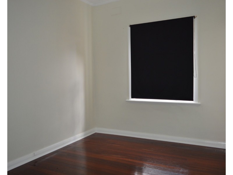 5 Vee Drive, Woodville North SA 5012