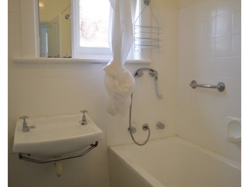 5 Vee Drive, Woodville North SA 5012