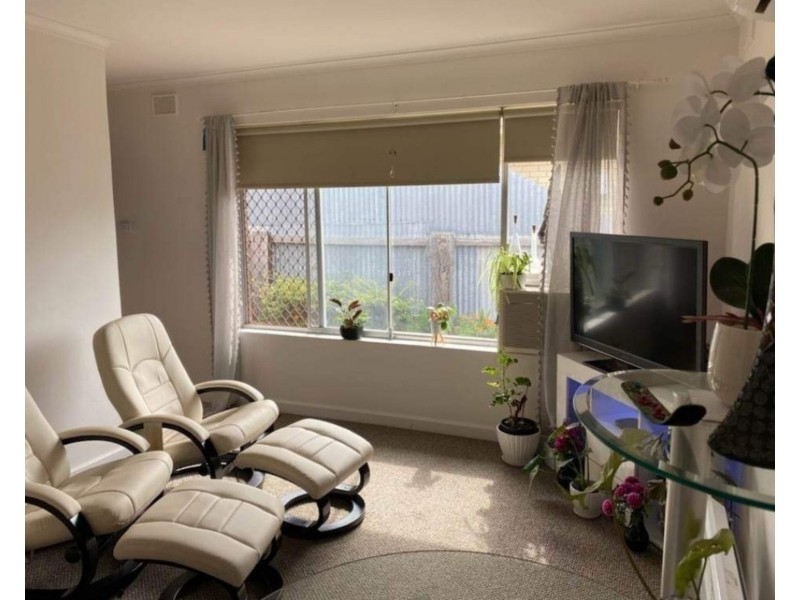 1/25 Centre Street, Largs Bay SA 5016