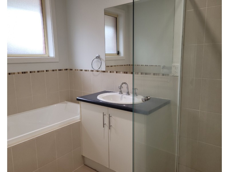 10 Regent Street, Pennington SA 5013