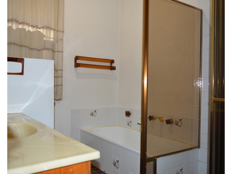 18 Hilton Street, Birkenhead SA 5015