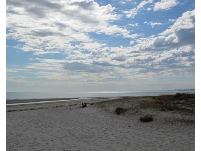 1/2 Aurelia Drive, North Haven SA 5018