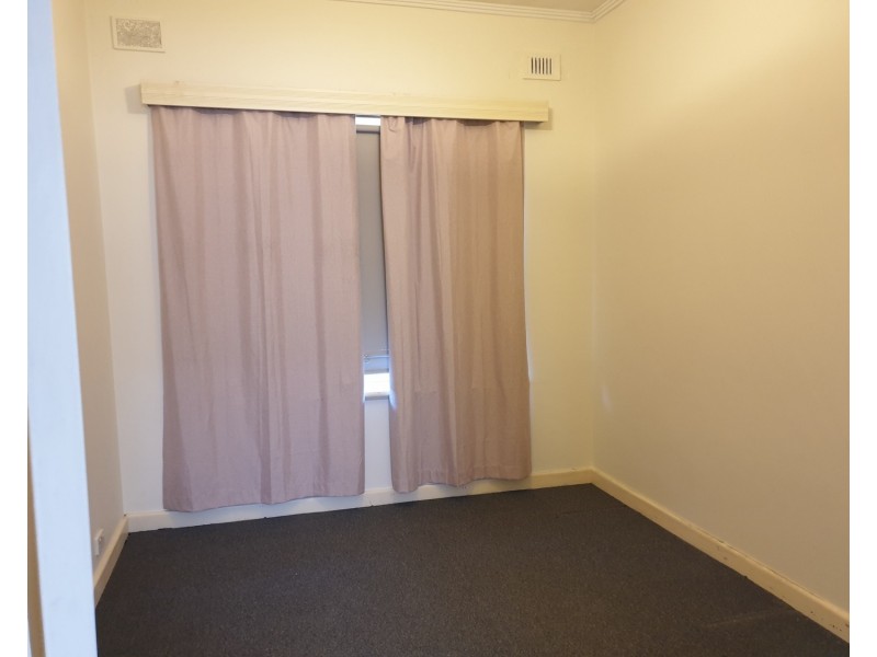 98 Maple Avenue, Royal Park SA 5014