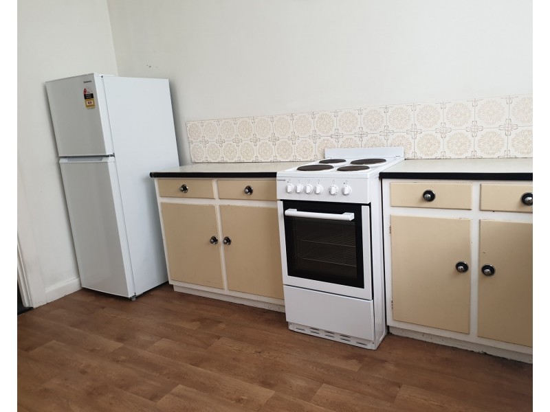 98 Maple Avenue, Royal Park SA 5014