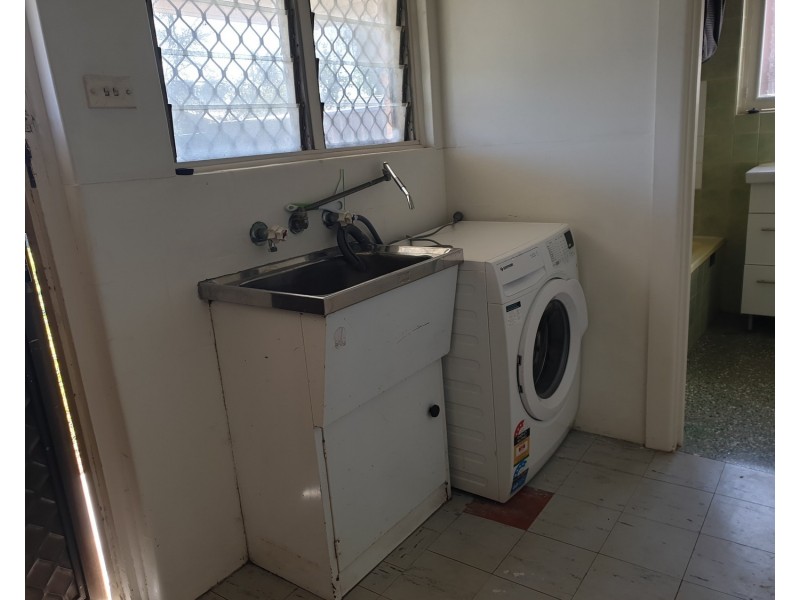 98 Maple Avenue, Royal Park SA 5014