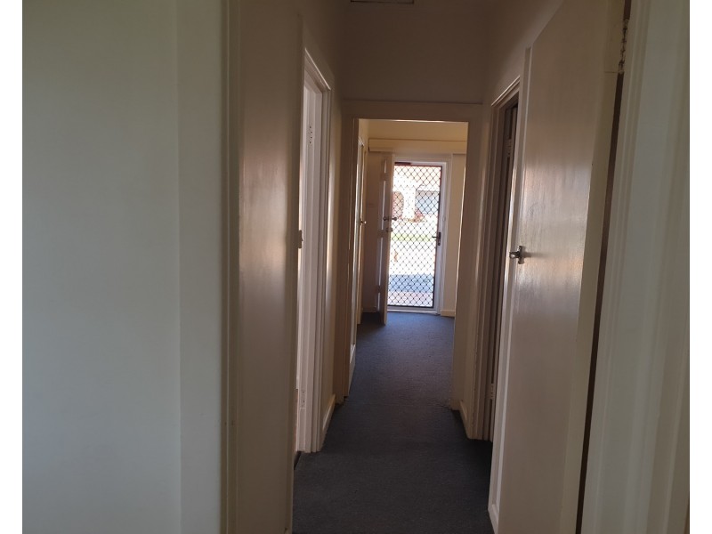 98 Maple Avenue, Royal Park SA 5014