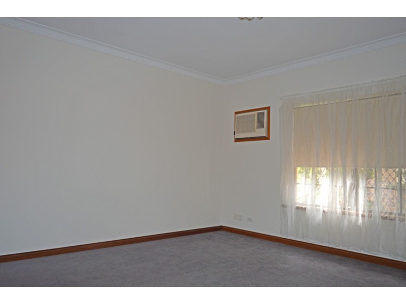 2/18 Elizabeth Street, Rosewater SA 5013