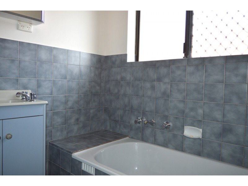 2/18 Elizabeth Street, Rosewater SA 5013