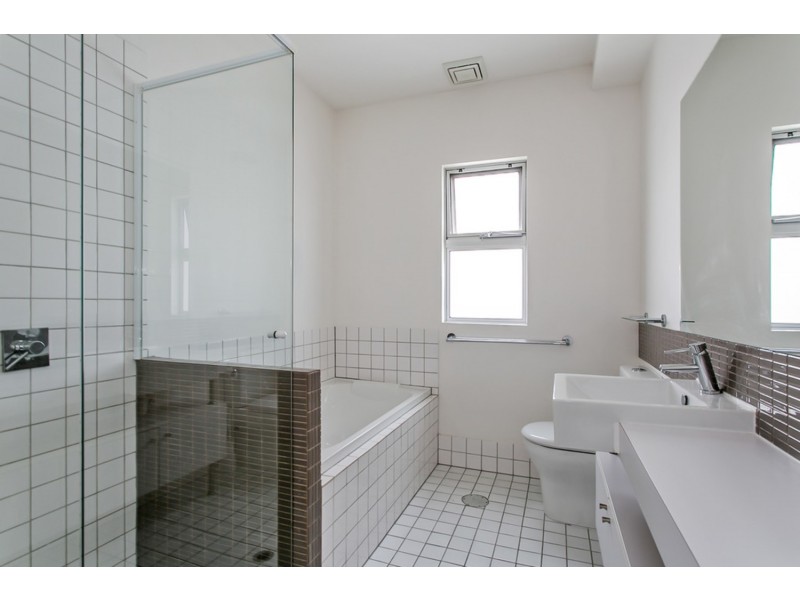 75a Lipson Street, Port Adelaide SA 5015