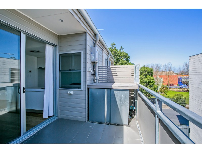 75a Lipson Street, Port Adelaide SA 5015