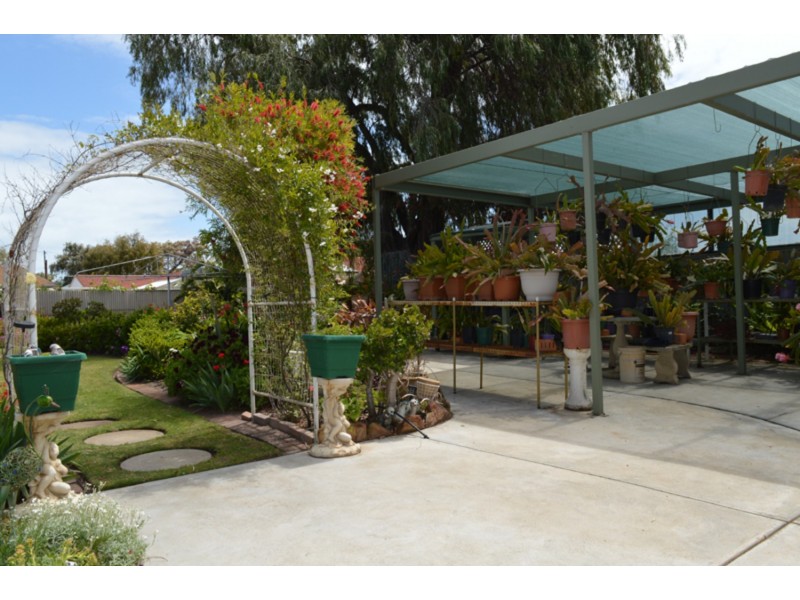 391 Railway Terrace, North Haven SA 5018