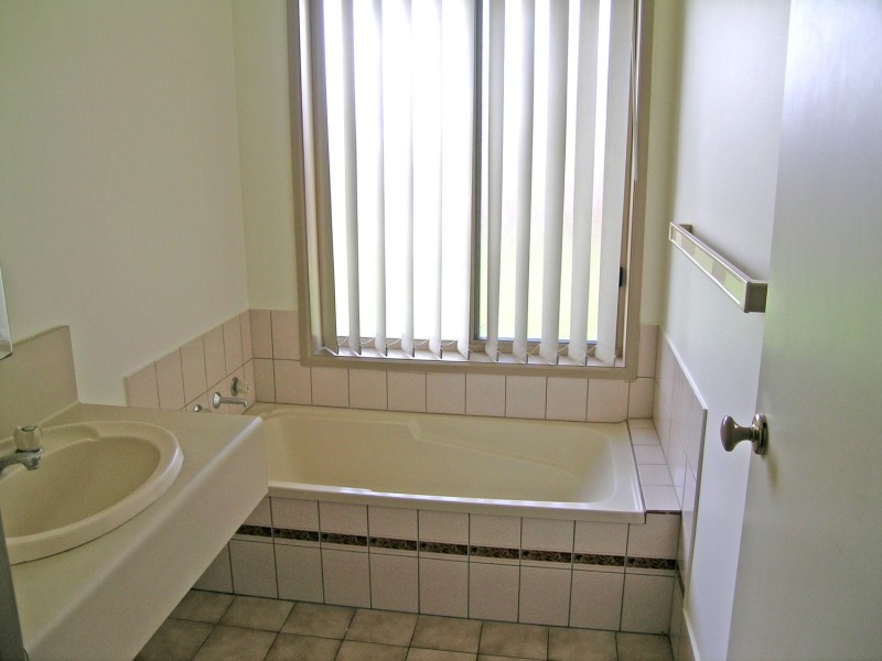 12 Emerald Parade, Ottoway SA 5013