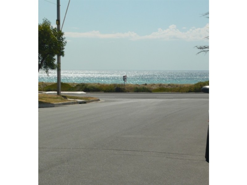 3/189 Esplanade, Largs Bay SA 5016