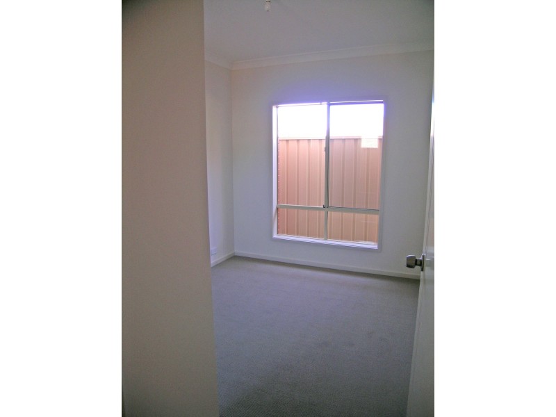 4/42 Strathfield Terrace, Largs North SA 5016