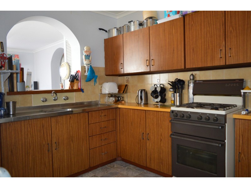 10 Fraser Drive, North Haven SA 5018