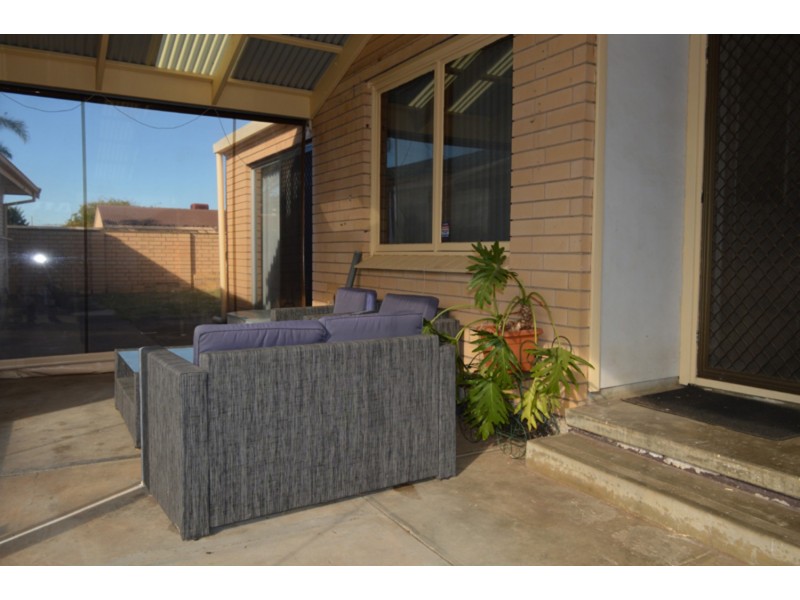 10 Fraser Drive, North Haven SA 5018