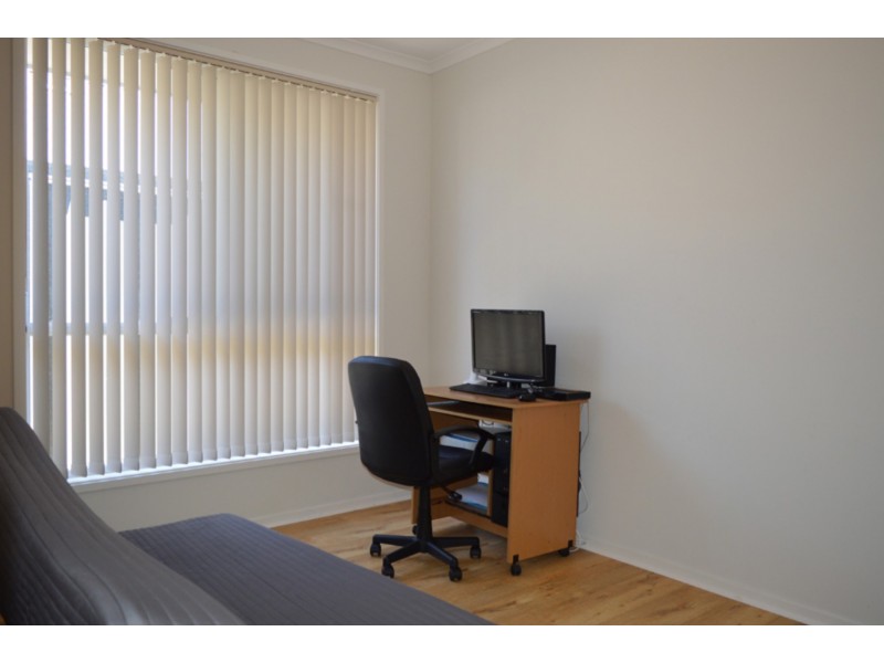 72 Marmora Terrace, Osborne SA 5017