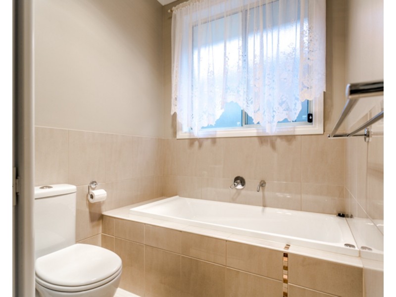 27 Pudney Street, Seaton SA 5023