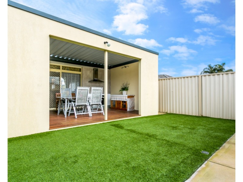 27 Pudney Street, Seaton SA 5023