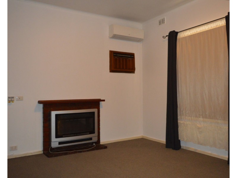 654 Military Road, Taperoo SA 5017