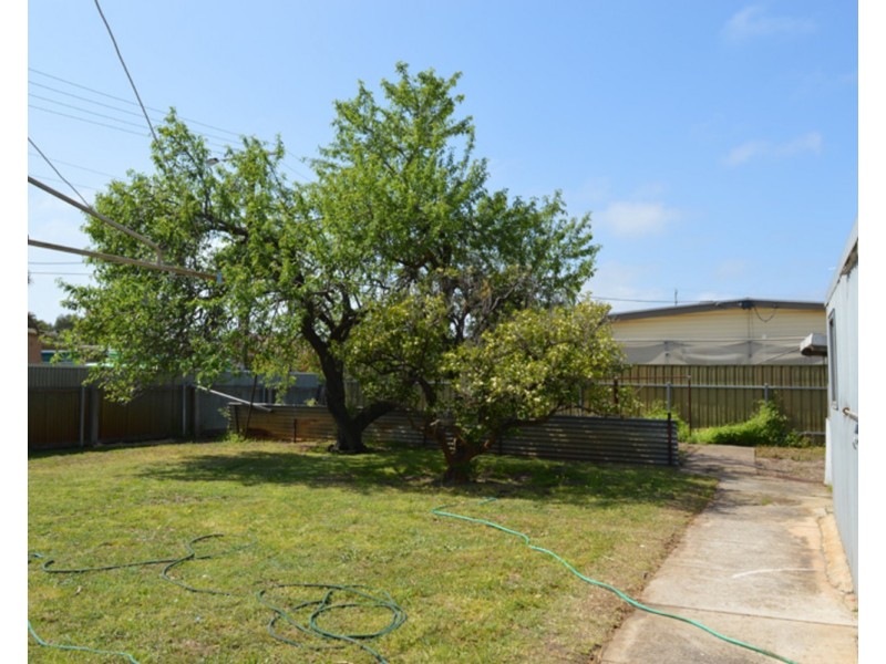 654 Military Road, Taperoo SA 5017