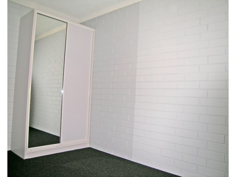 2/10 Angas Street, Alberton SA 5014