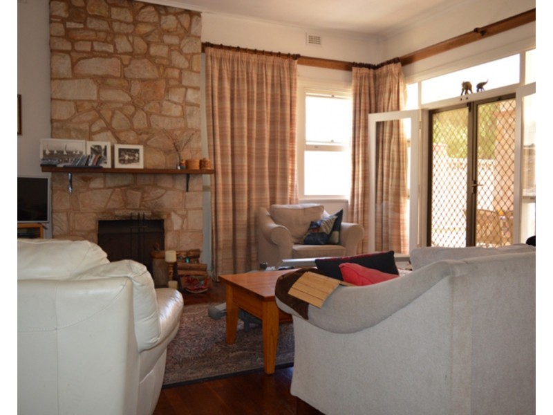 18 Charnock Street, Largs North SA 5016