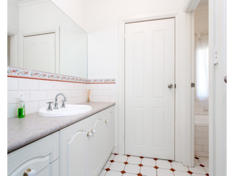 59 Close Street, Birkenhead SA 5015