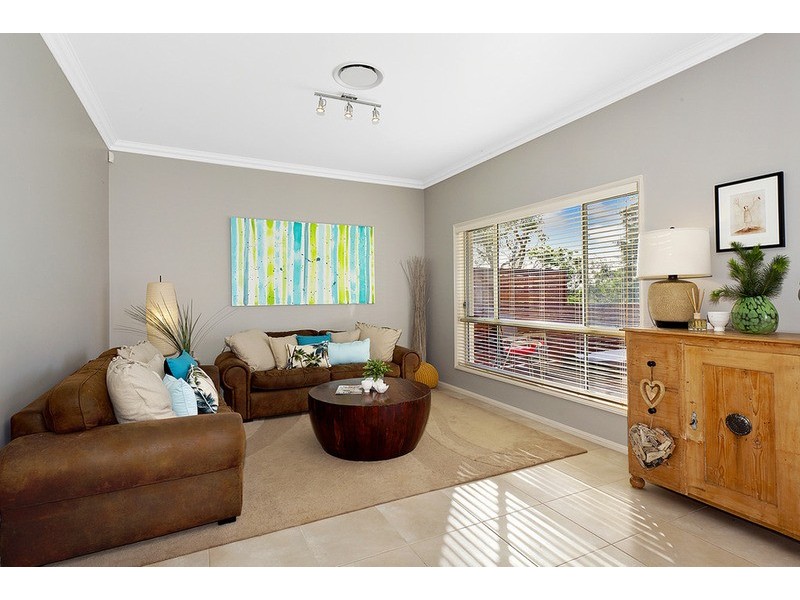 25 Alt Crescent, Davidson NSW 2085