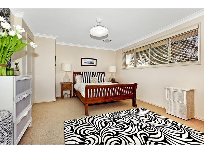 25 Alt Crescent, Davidson NSW 2085