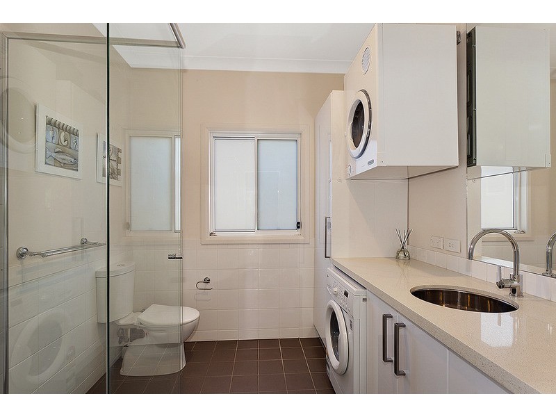 235 Warringah  Road, Beacon Hill NSW 2100