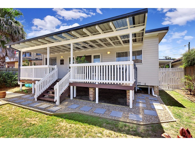 235 Warringah  Road, Beacon Hill NSW 2100