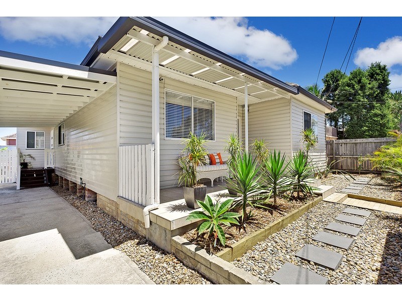 235 Warringah  Road, Beacon Hill NSW 2100